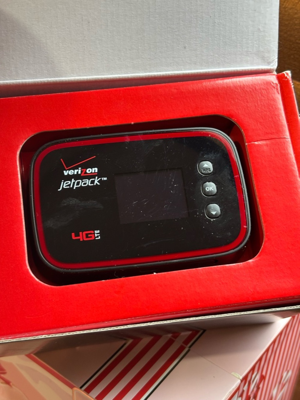 Verizon Jetpack 4G LTE mobile hotspot - Picture 4 of 4